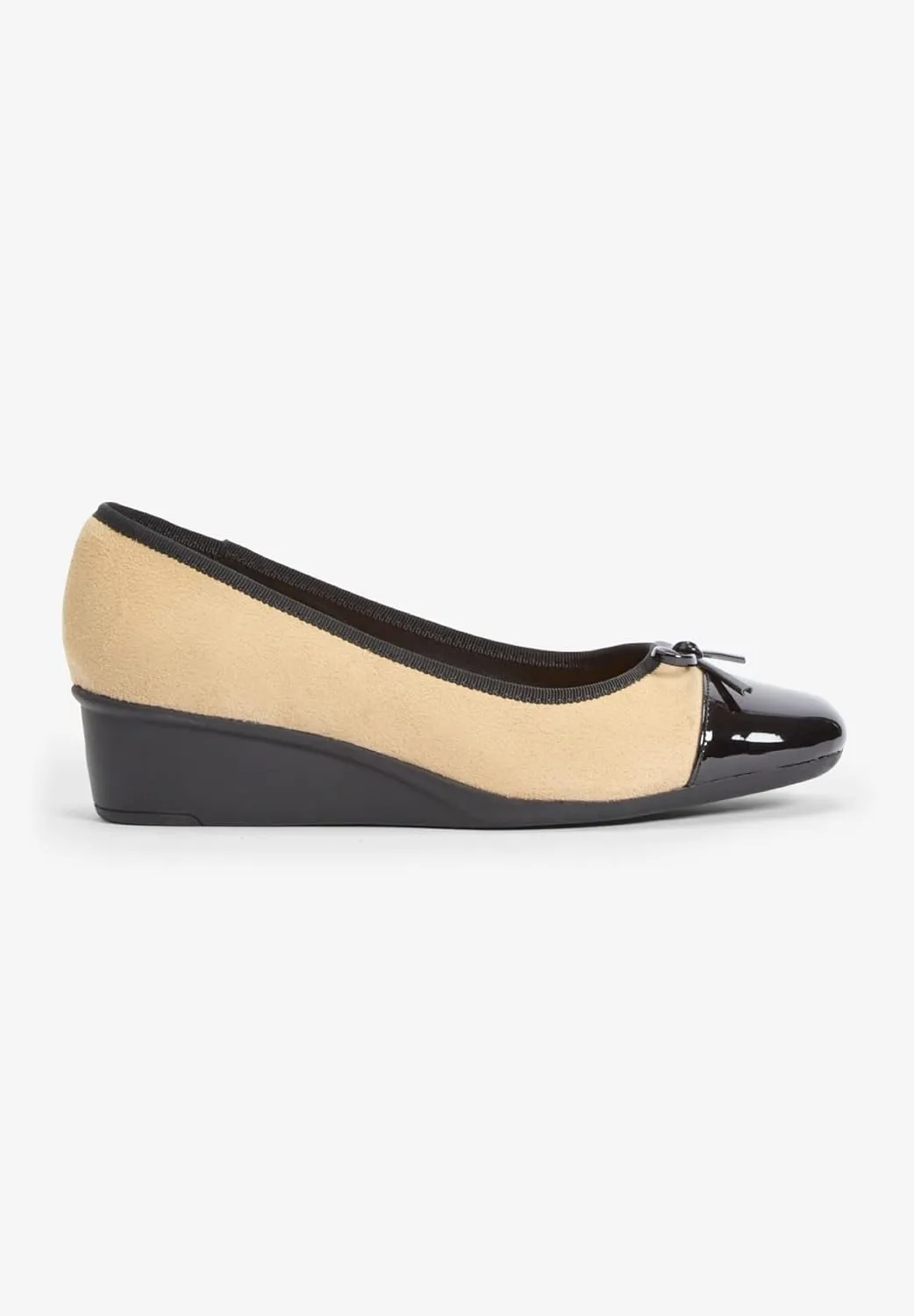 Comfortview Women's Wide Width The Jade Flat