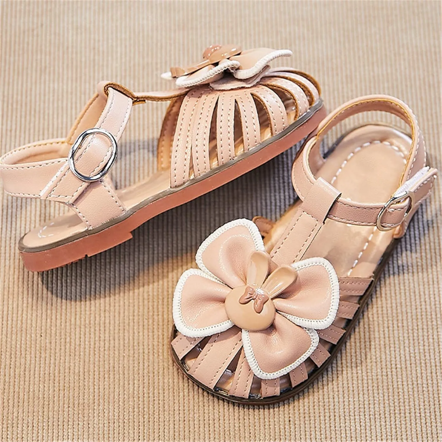 Girls Open Toe Princess Flat Sandals with Comfort Sole Summer Flower Girl Wedding Dress Shoes with Ankle Strap