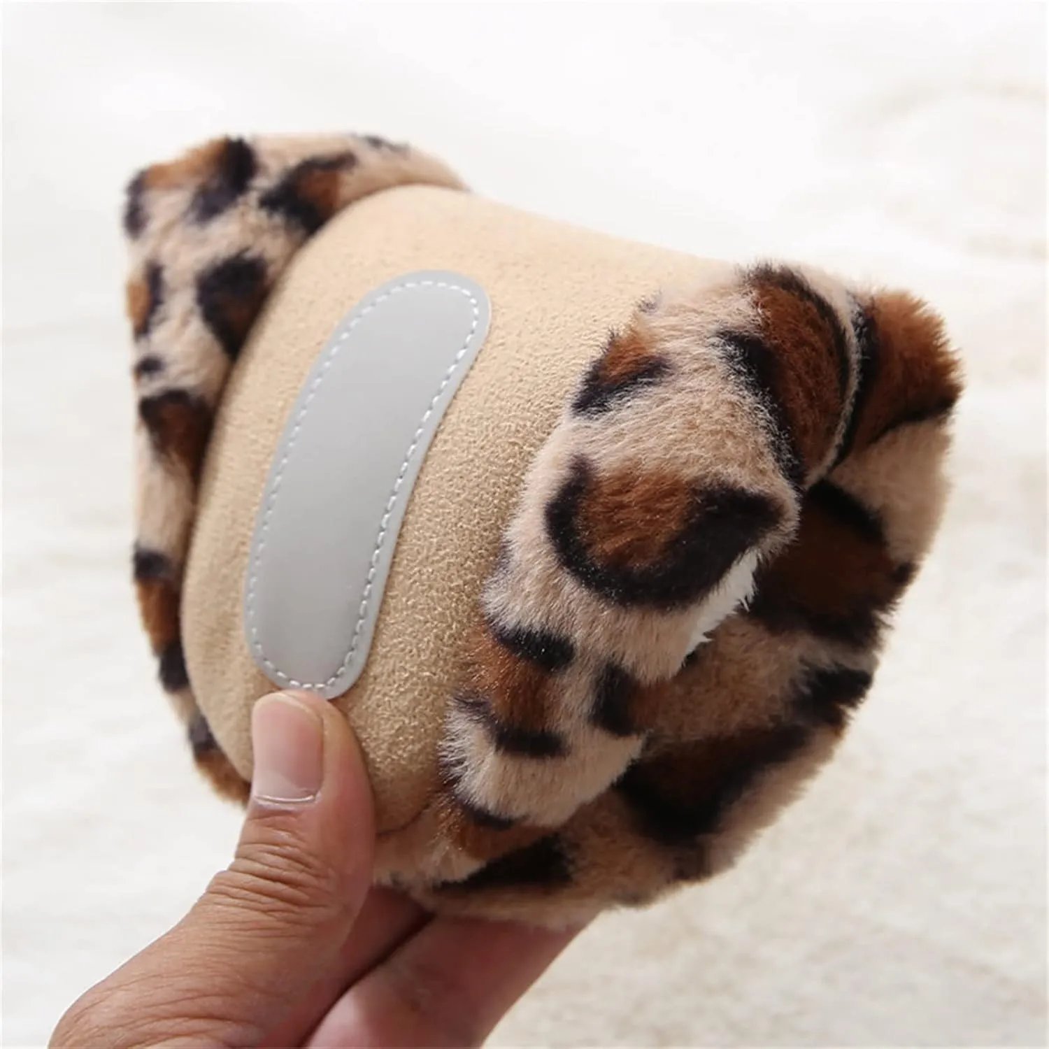 Lausiuoe Slippers For Women Fuzzy Closed Toe House Slippers Soft Furry Fur Cozy Memory Foam Winter Warm Slip On Slippers