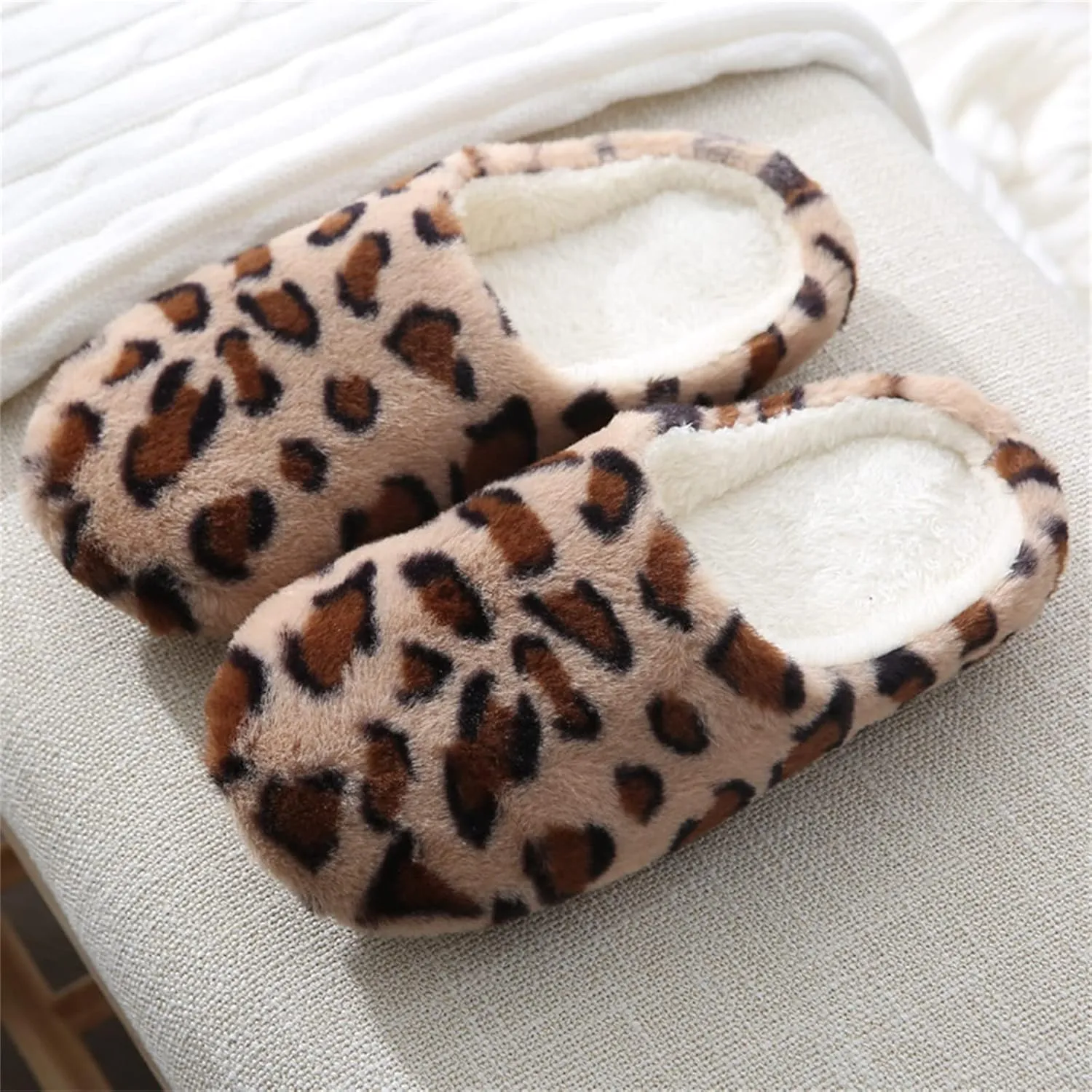 Lausiuoe Slippers For Women Fuzzy Closed Toe House Slippers Soft Furry Fur Cozy Memory Foam Winter Warm Slip On Slippers