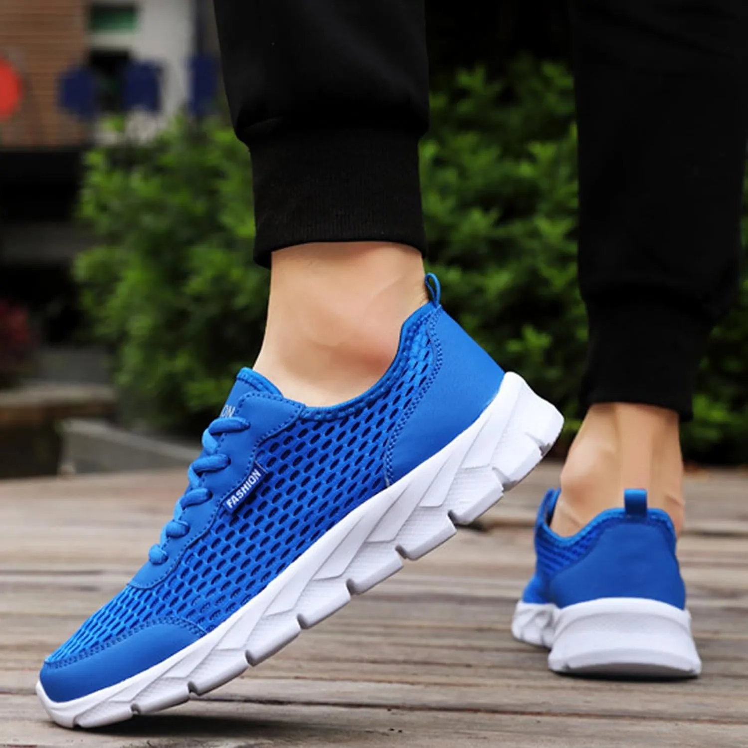 Lightweight Diabetic Shoes for Men Breathable and Light Outdoor Comfy Walking Shoe Casual Elderly Lace Up Shoes