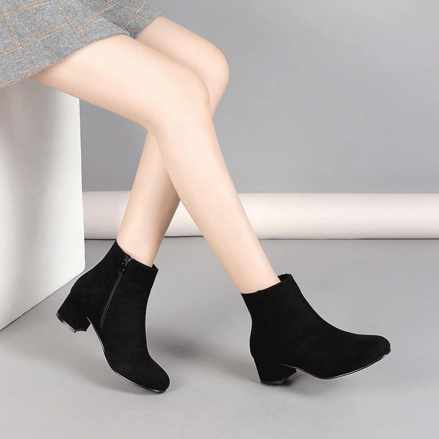 LIURUIJIA Women's Suede Ankle Boots Low Heel Leather Booties Side Zippers Round Toe Short Boots