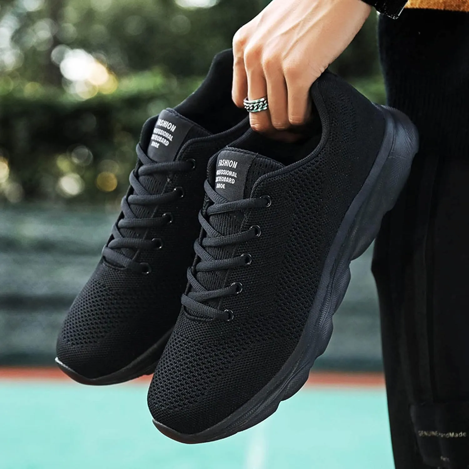 Men's Classic Casual Walking Shoes Breathable and Light Outdoor Comfy Walking Shoe Casual Elderly Lace Up Shoes