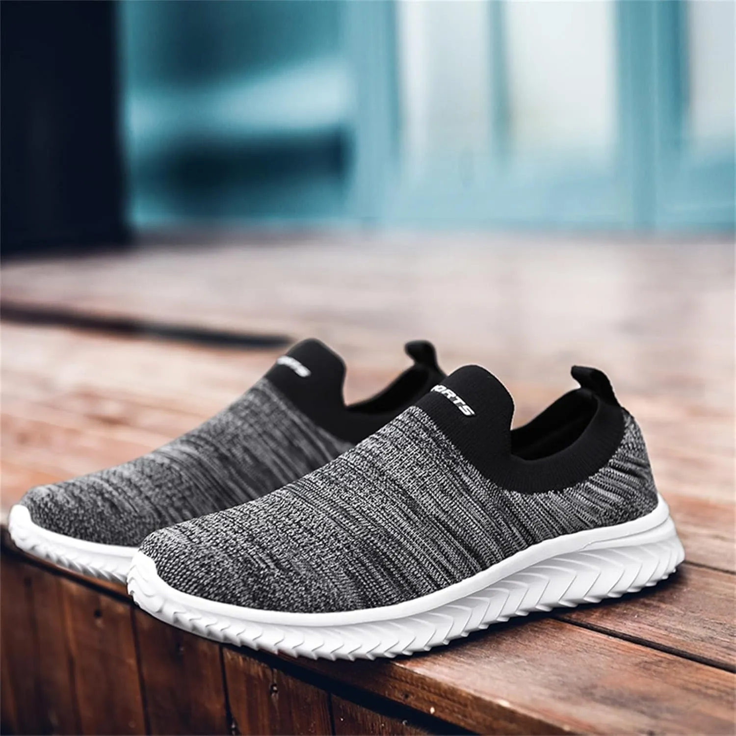 Men's Comfortable Diabetic Shoes Breathable Casual Comfortable Walking Sneaker Convenient Elderly Slip On Shoes