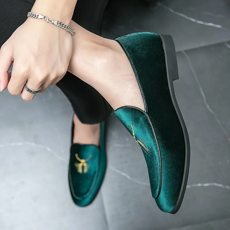 Santimon Men's Fashion Classic Velvet Loafers Embroidery Dress Shoes for Men Tuxedo Suit Shoes