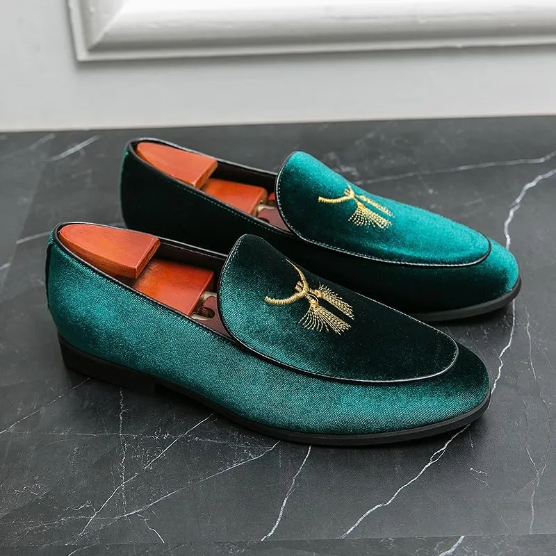 Santimon Men's Fashion Classic Velvet Loafers Embroidery Dress Shoes for Men Tuxedo Suit Shoes