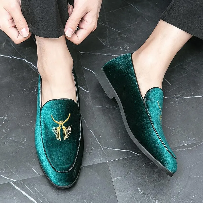 Santimon Men's Fashion Classic Velvet Loafers Embroidery Dress Shoes for Men Tuxedo Suit Shoes