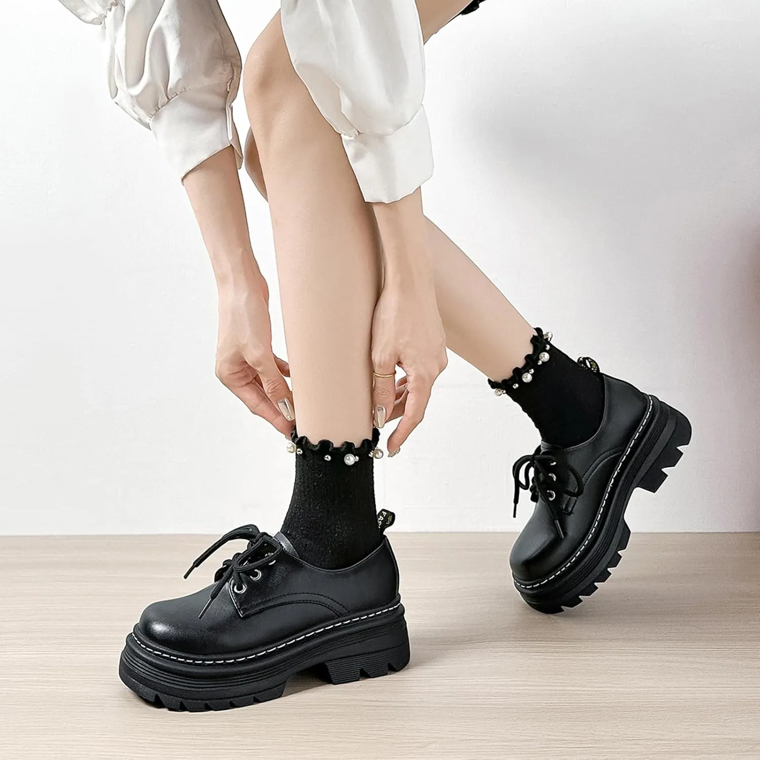 Women's Classic Fashion Platform Loafers, Round Toe Spring/Autumn Casual Shoes with Thick Sole, Lace-up, Chunky Heel - Slip-on Leather Shoes